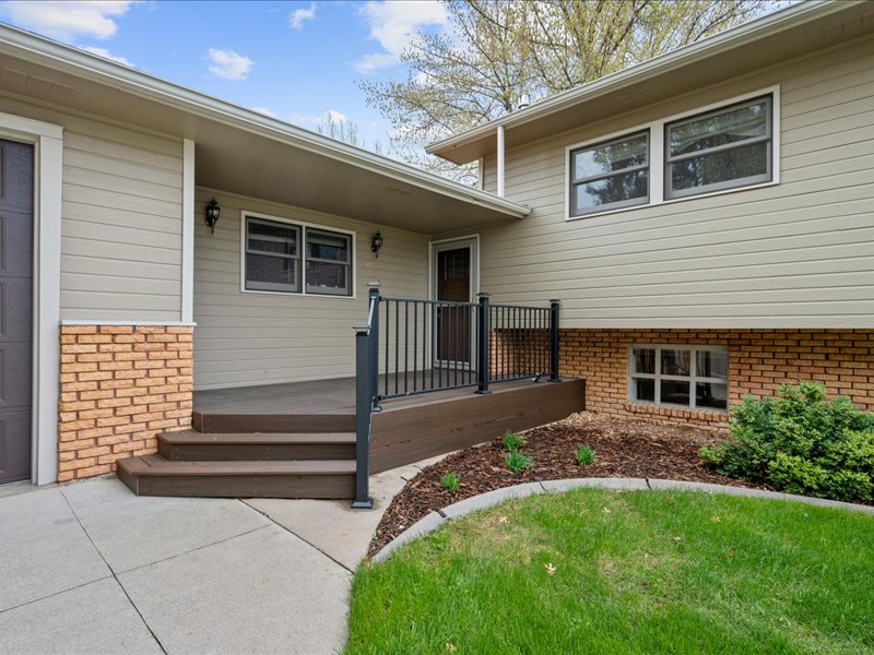 Great Spearfish location close to downtown!